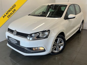 Used Volkswagen Polo 2016 for sale - 78999052: Photo