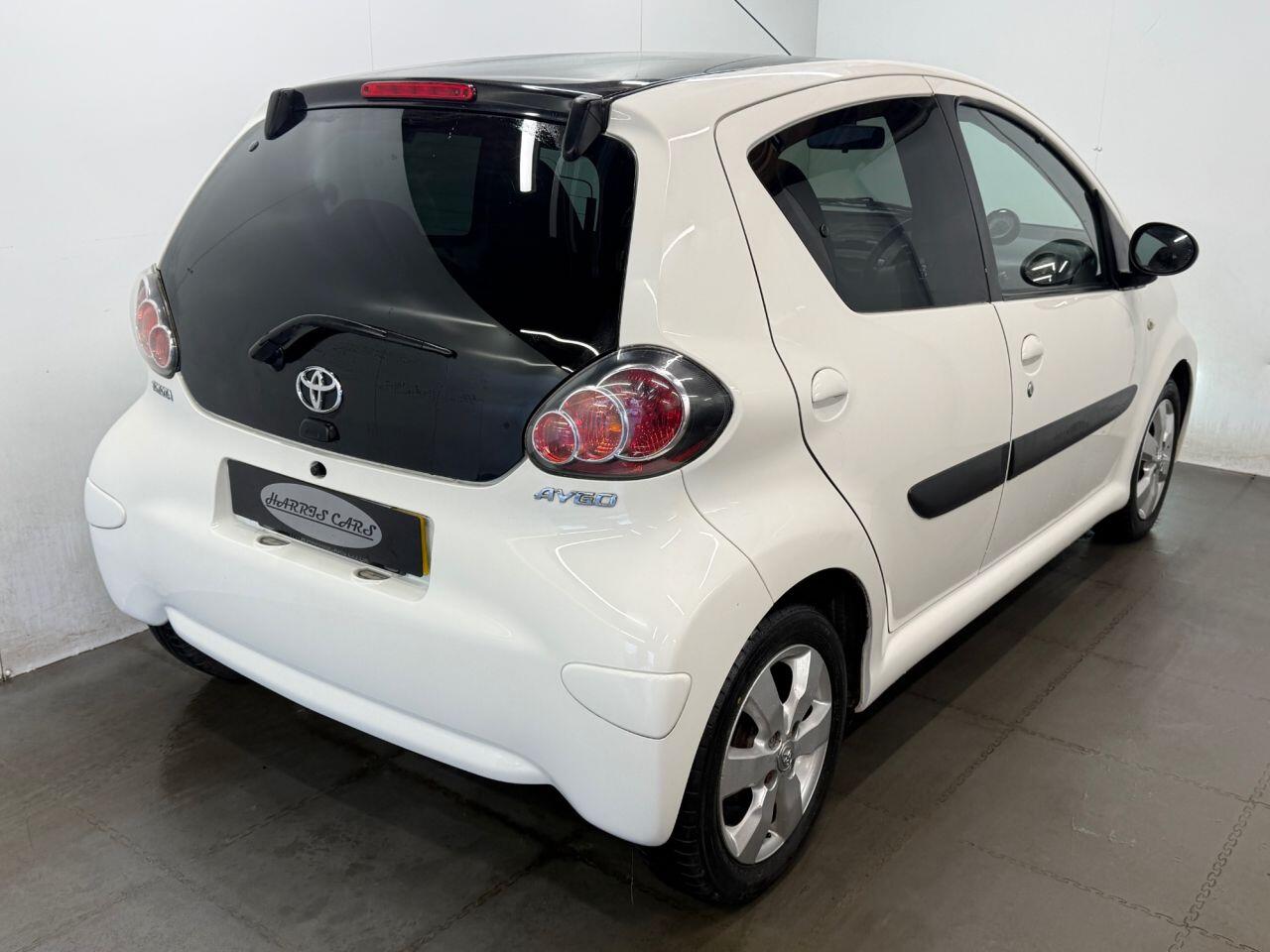 Used Toyota AYGO 2014 for sale - 76994325: Photo 9