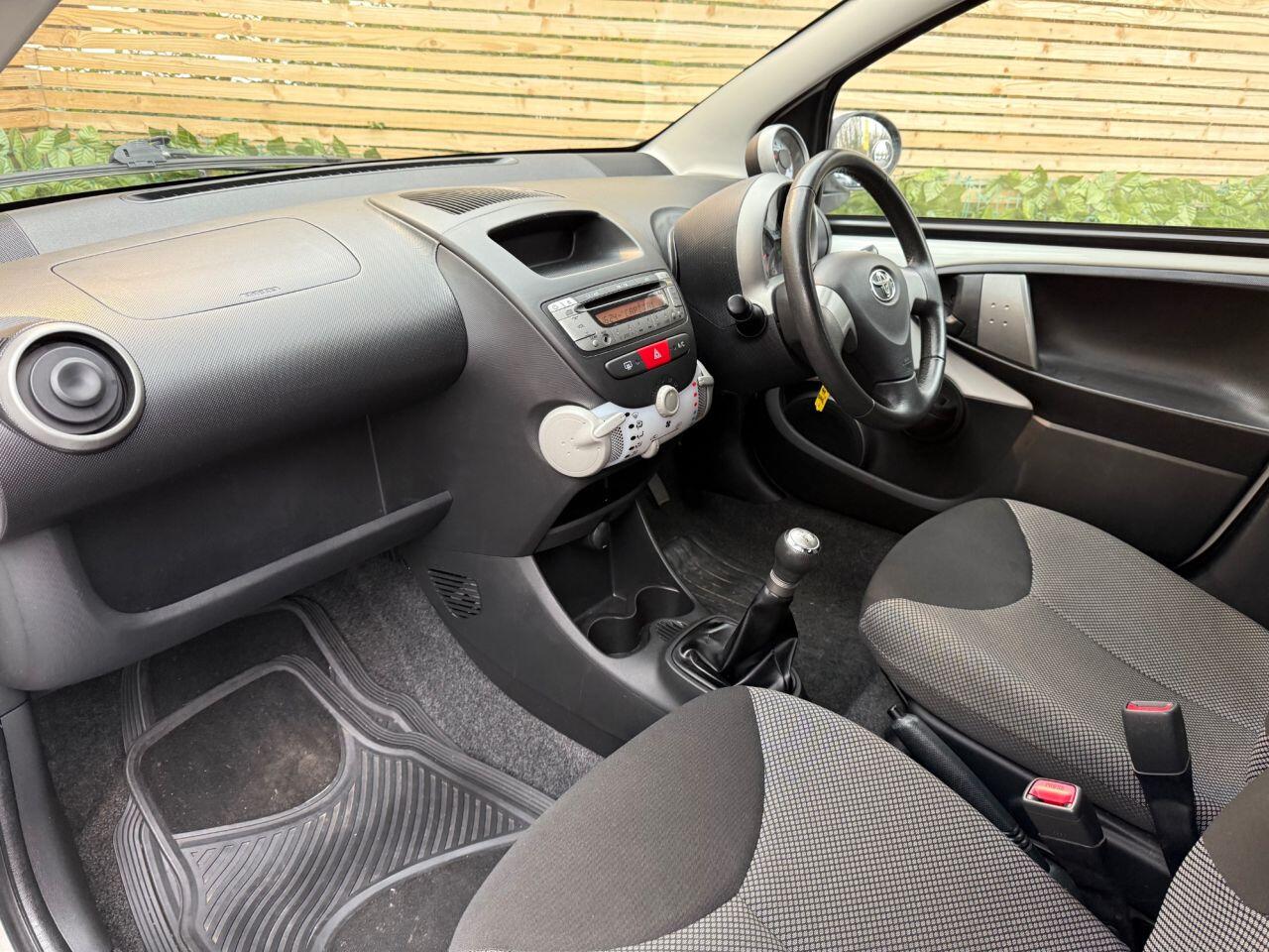 Used Toyota AYGO 2012 for sale - 77970668: Photo 15