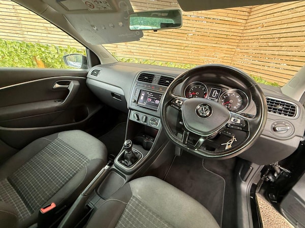Used Volkswagen Polo 2016 for sale - 76175515: Photo 16