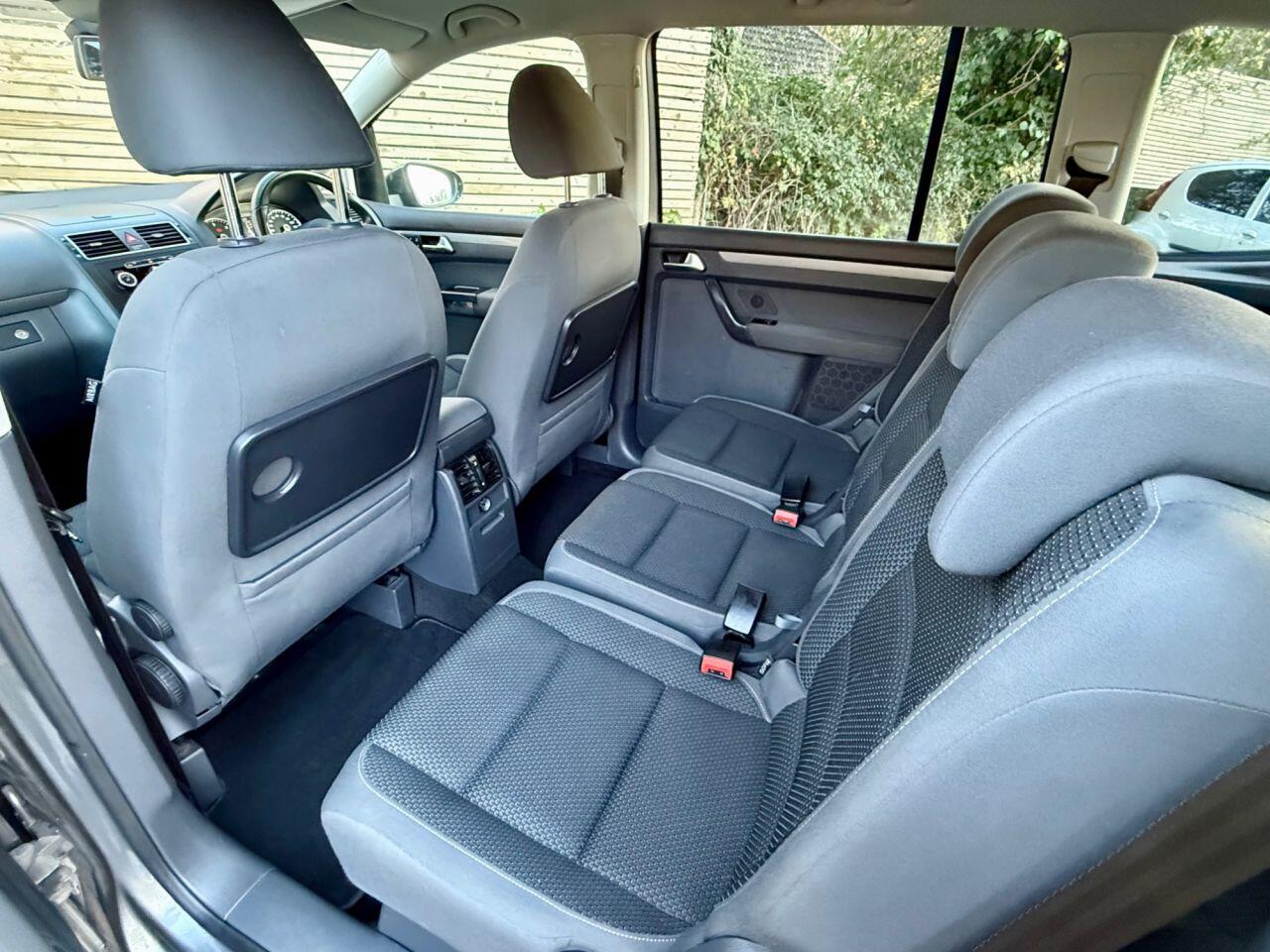 Used Volkswagen Touran 2012 for sale - 76824117: Photo 25