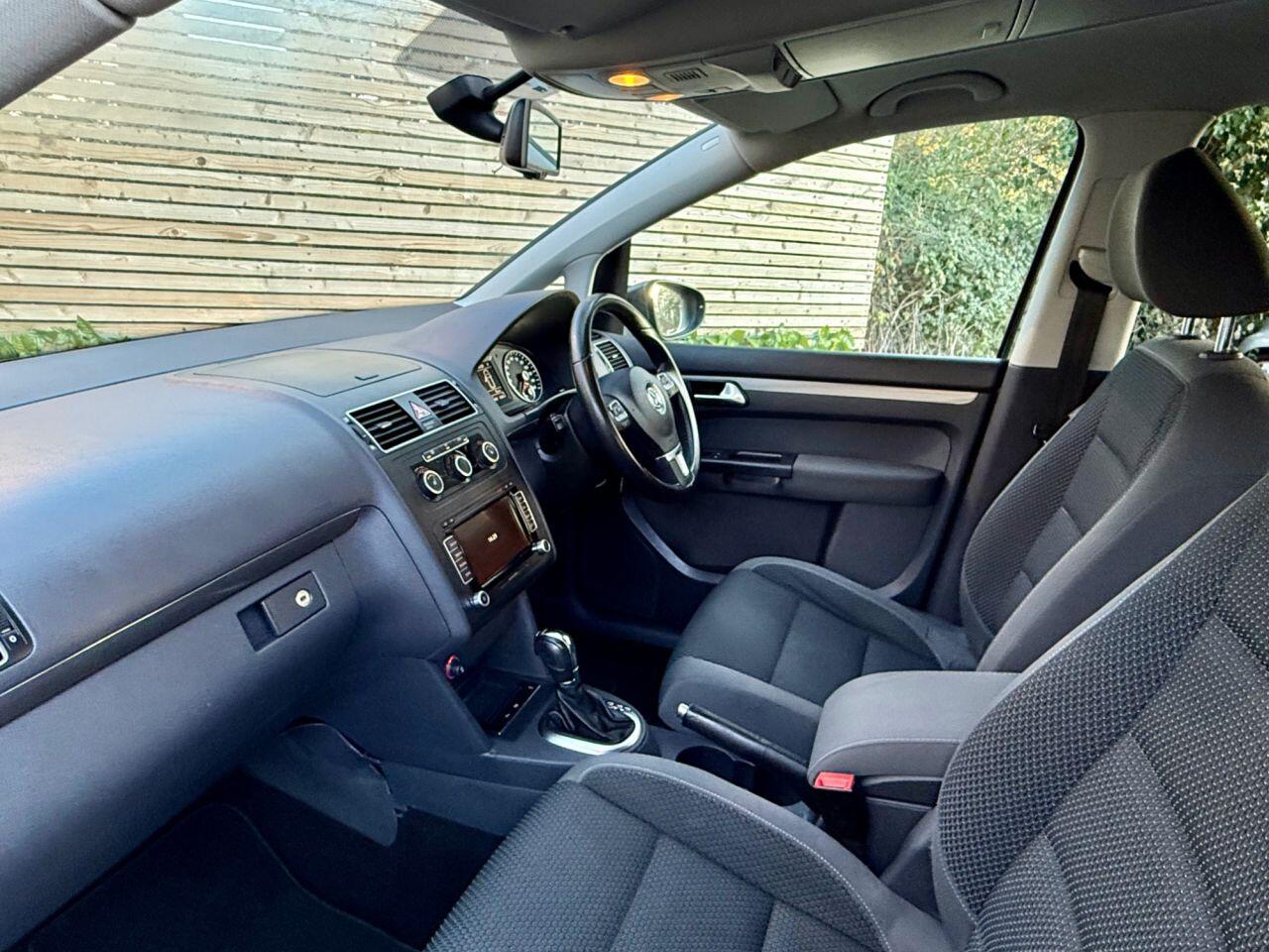 Used Volkswagen Touran 2012 for sale - 76824117: Photo 26