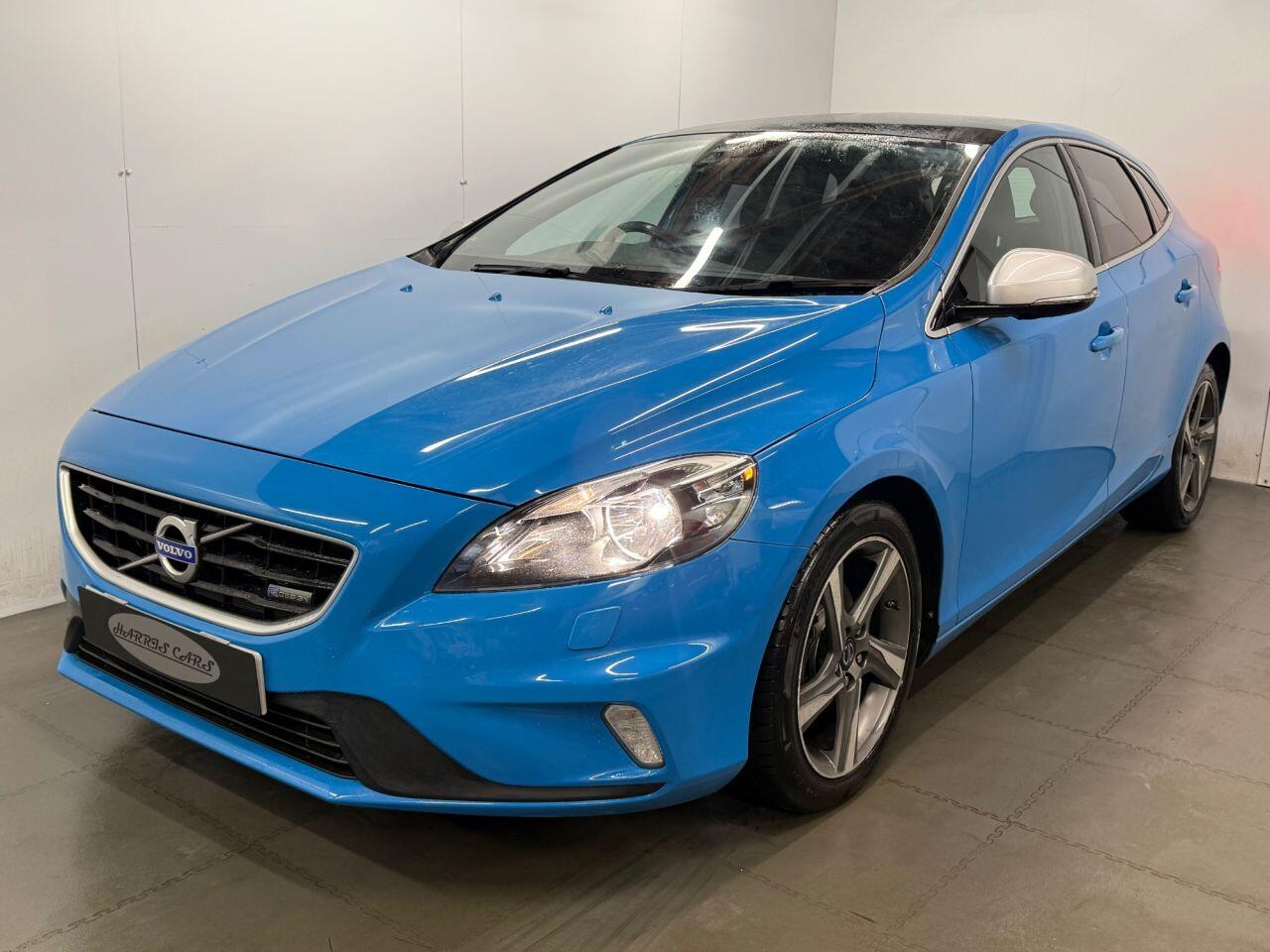 Used Volvo V40 2014 for sale - 76658573: Photo 10
