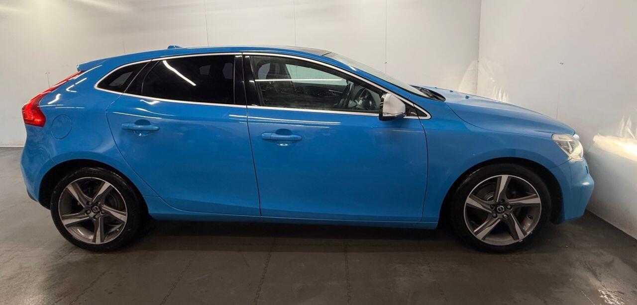 Used Volvo V40 2014 for sale - 76658573: Photo 12