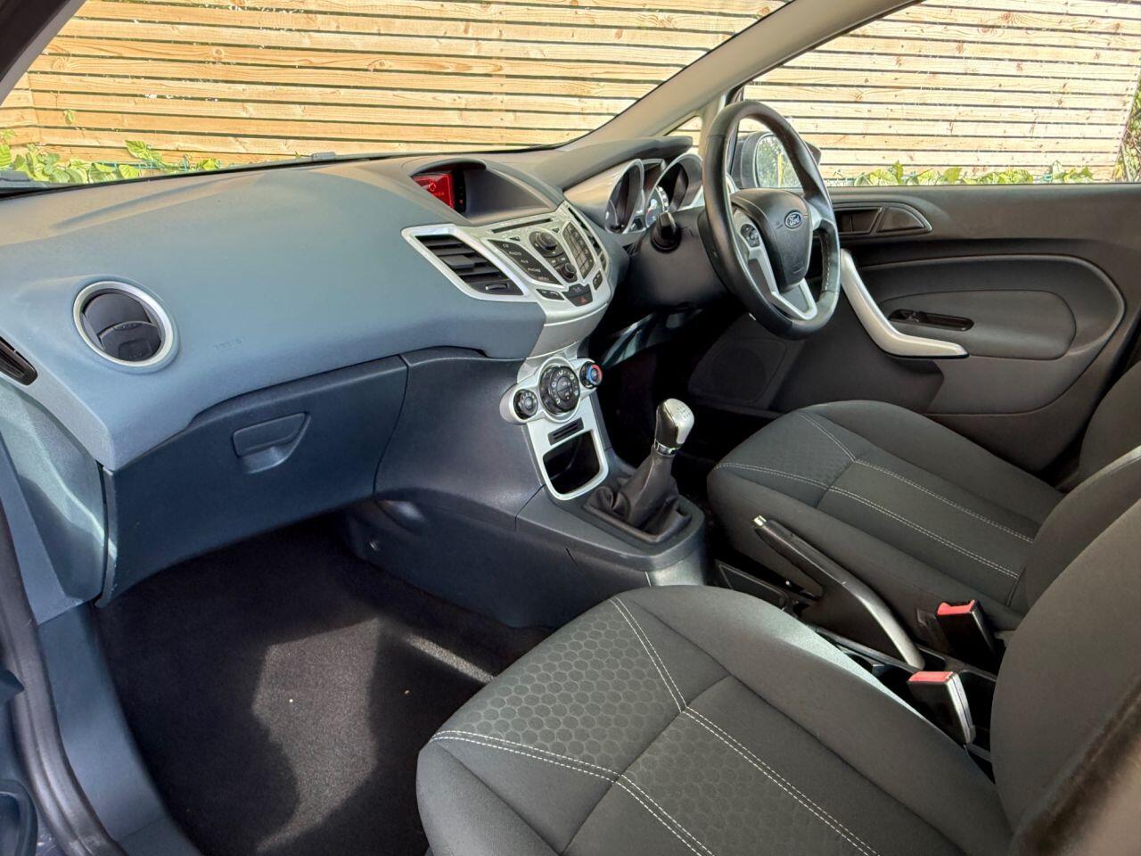 Used Ford Fiesta 2011 for sale - 76988654: Photo 19