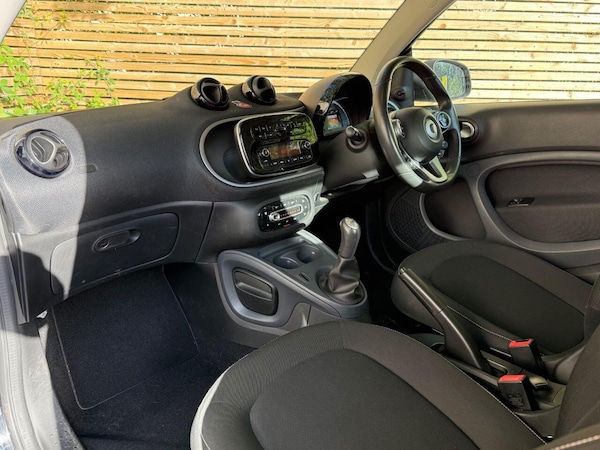 Used smart fortwo 2017 for sale - 75769586: Photo 17