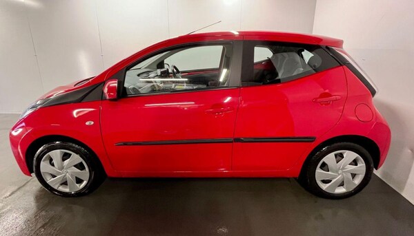 Used Toyota AYGO 2018 for sale - 75544196: Photo 15