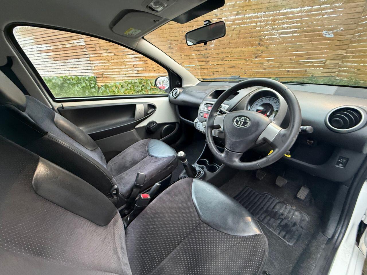 Used Toyota AYGO 2013 for sale - 77395969: Photo 16