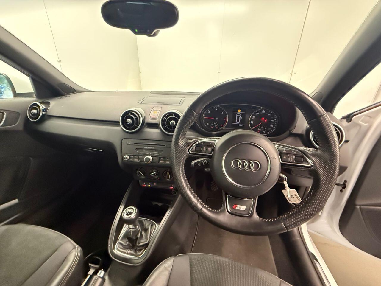 Used Audi A1 2014 for sale - 76606938: Photo 14