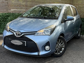 Used Toyota Yaris 2016 for sale - 79315996: Photo