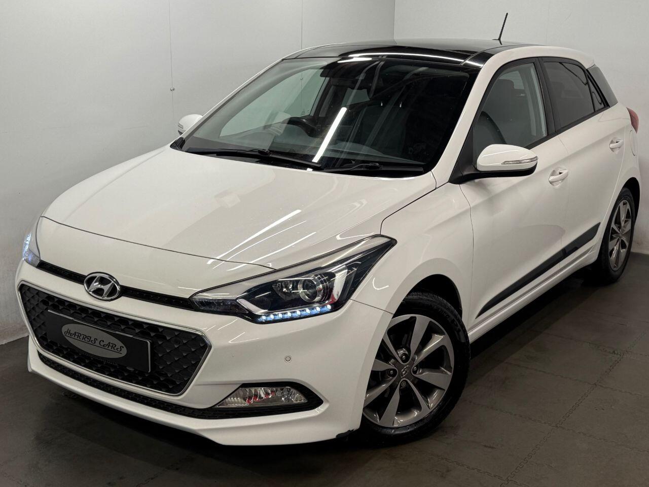 Used Hyundai i20 2015 for sale - 76752382: Photo 2