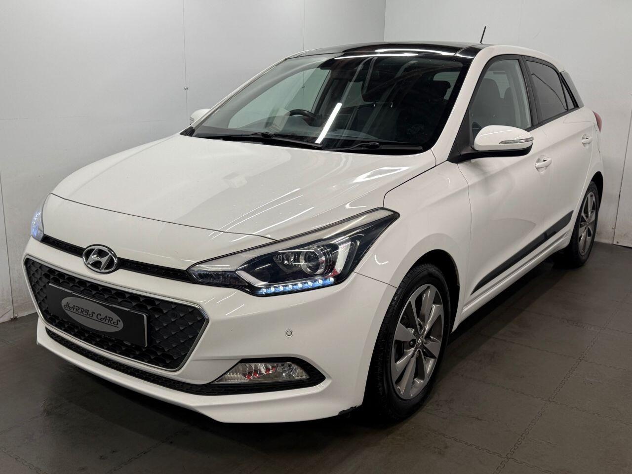 Used Hyundai i20 2015 for sale - 76752382: Photo 8
