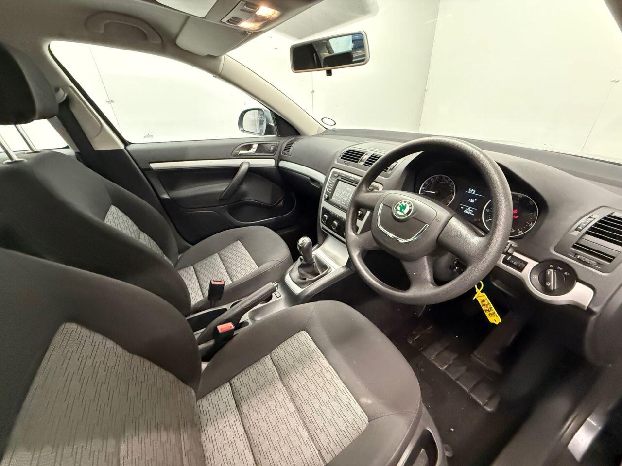 Used Skoda Octavia 2010 for sale - 76866024: Photo 15