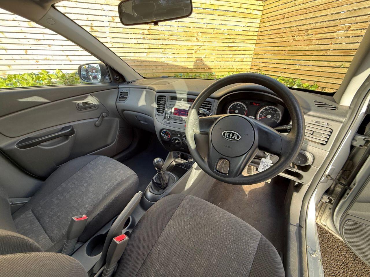 Used Kia Rio 2010 for sale - 77575304: Photo 16