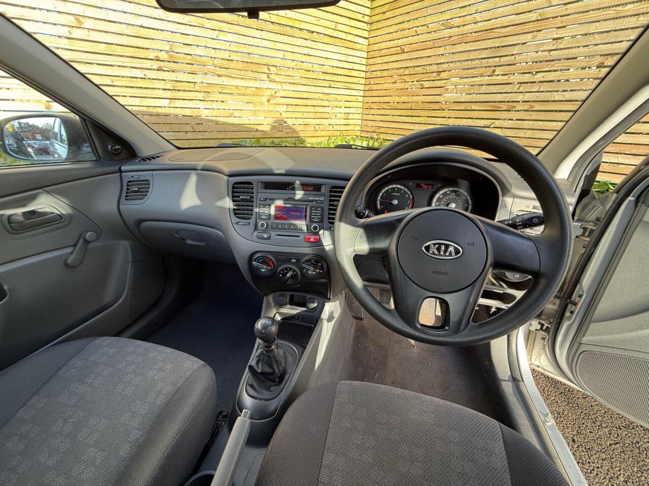 Used Kia Rio 2010 for sale - 77575304: Photo 17