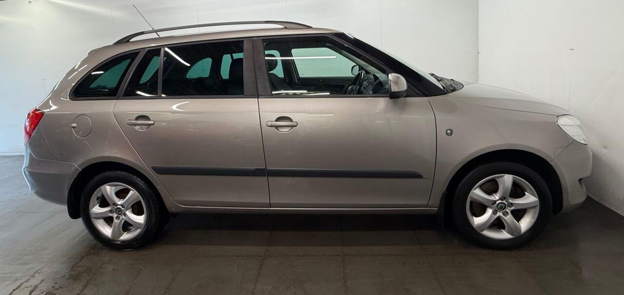 Used Skoda Fabia 2010 for sale - 76996705: Photo 11
