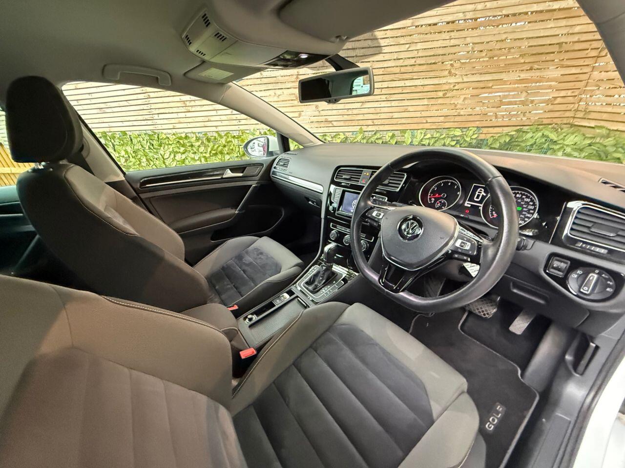 Used Volkswagen Golf 2013 for sale - 76307433: Photo 17