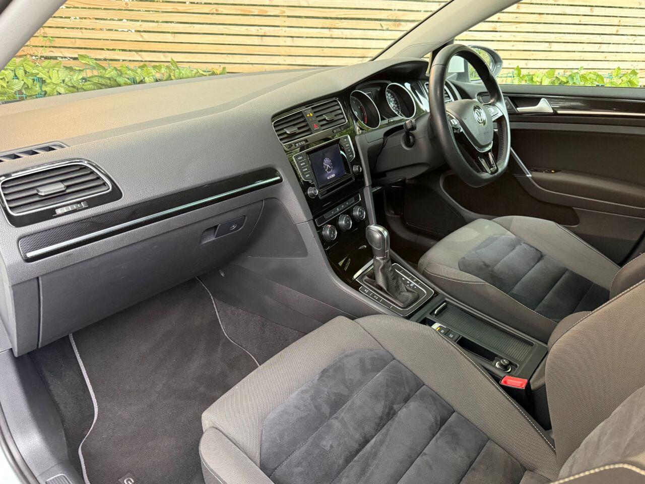 Used Volkswagen Golf 2013 for sale - 76307433: Photo 19