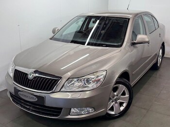 Used Skoda Octavia 2010 for sale - 77016041: Photo