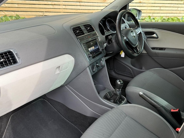 Used Volkswagen Polo 2015 for sale - 75290639: Photo 18