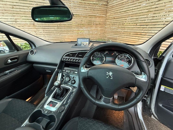 Used Peugeot 3008 2016 for sale - 76314455: Photo 16