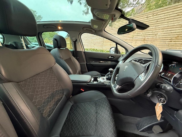 Used Peugeot 3008 2016 for sale - 76314455: Photo 17