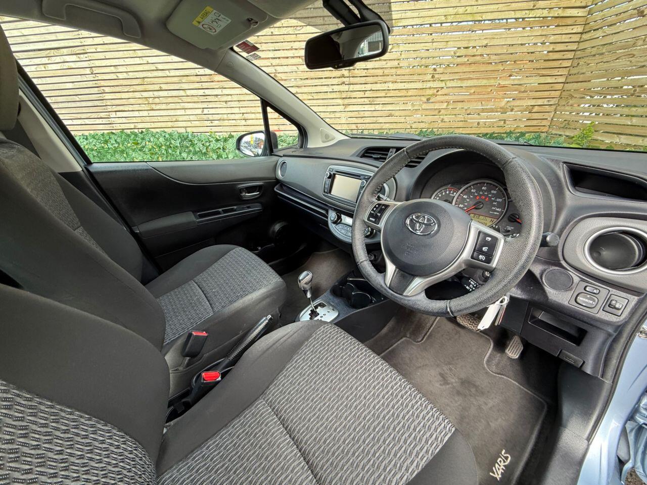 Used Toyota Yaris 2014 for sale - 78101365: Photo 17