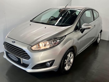 Used Ford Fiesta 2015 for sale - 78517492: Photo