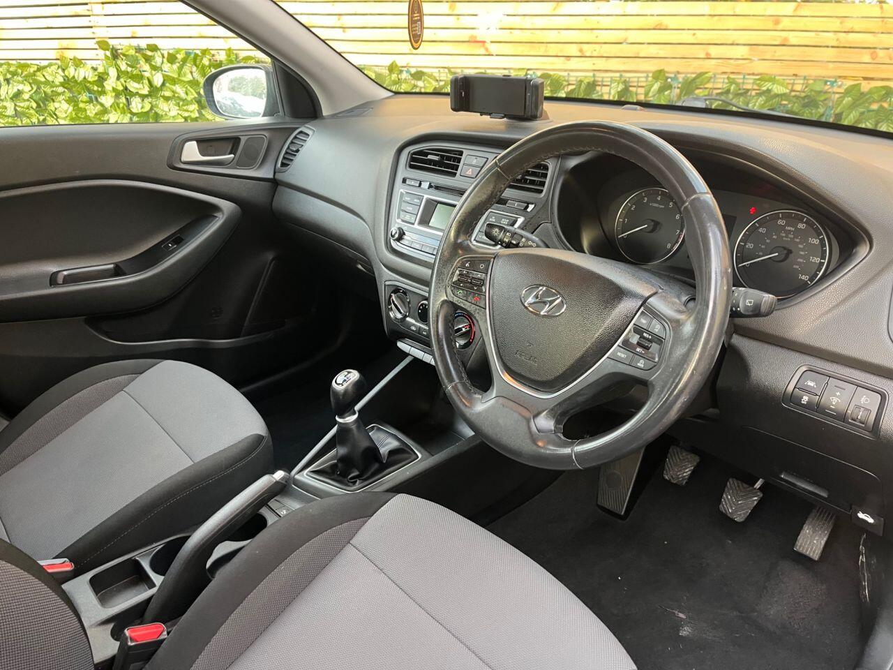 Used Hyundai i20 2017 for sale - 77156433: Photo 16