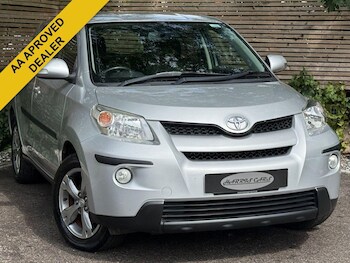 Used Toyota Urban Cruiser 2012 for sale - 79039429: Photo