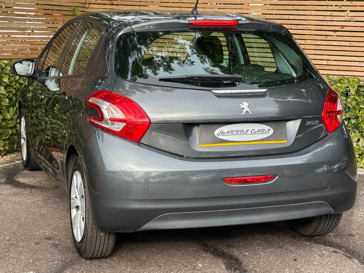 Used Peugeot 208 2015 for sale - 76988235: Photo 14