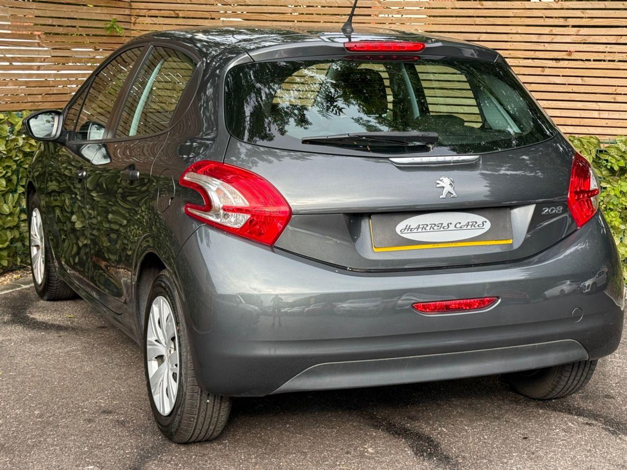 Used Peugeot 208 2015 for sale - 76988235: Photo 15