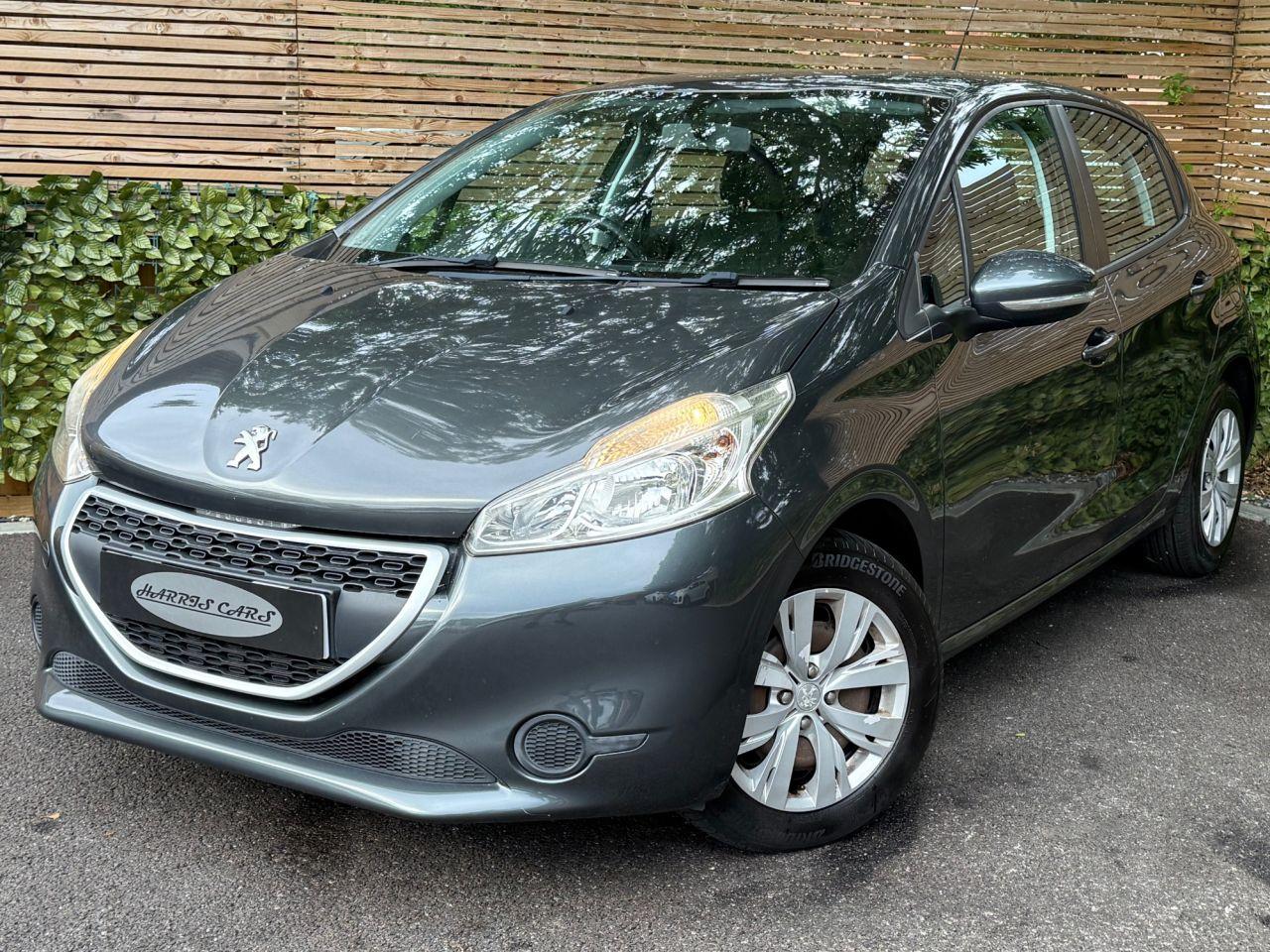 Used Peugeot 208 2015 for sale - 76988235: Photo 9