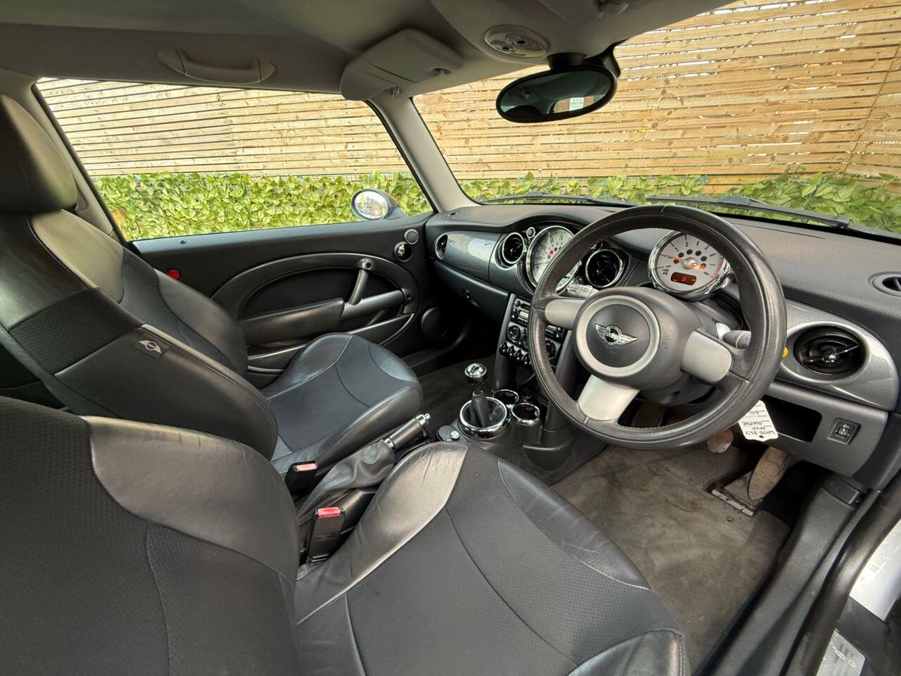 Used MINI Hatch 2005 for sale - 76832661: Photo 16