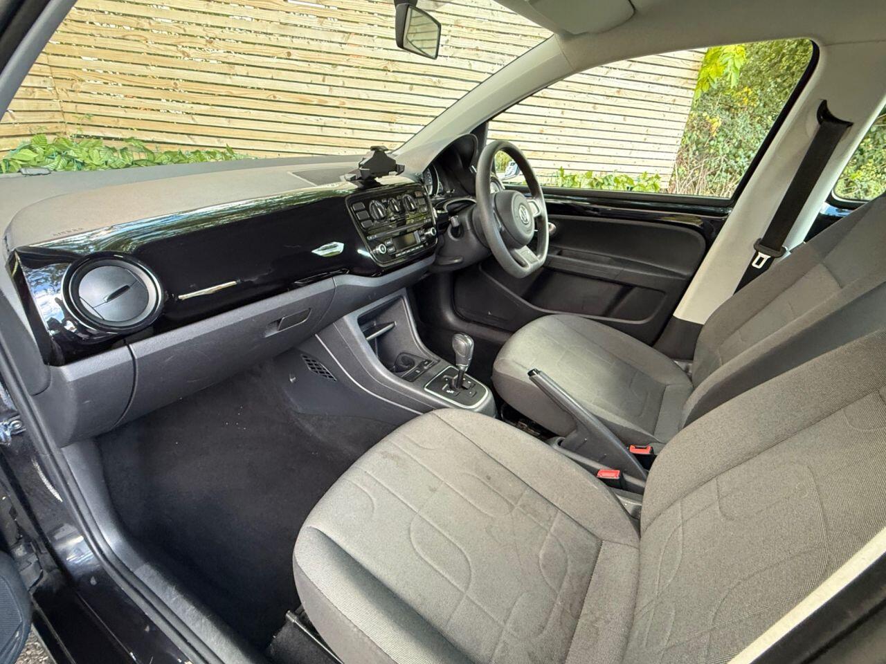 Used Volkswagen up! 2015 for sale - 76370514: Photo 17