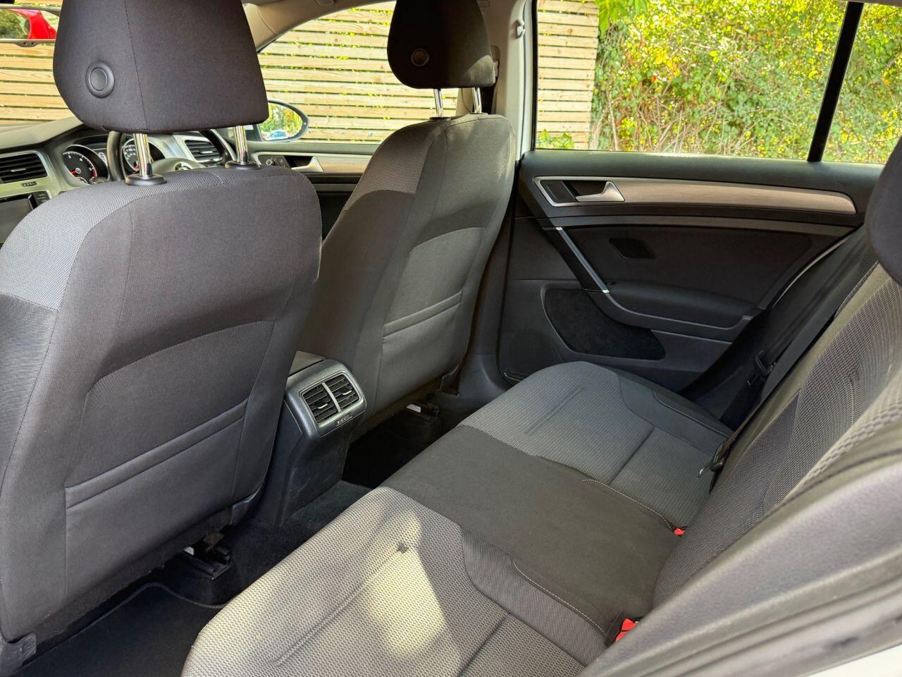 Used Volkswagen Golf 2014 for sale - 76306973: Photo 20