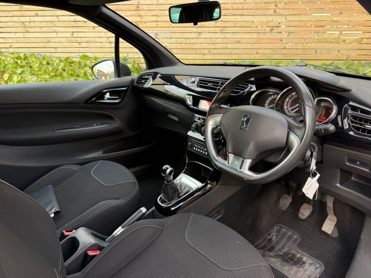 Used Citroen DS3 2011 for sale - 77400609: Photo 16