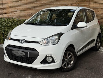Used Hyundai i10 2015 for sale - 76886638: Photo