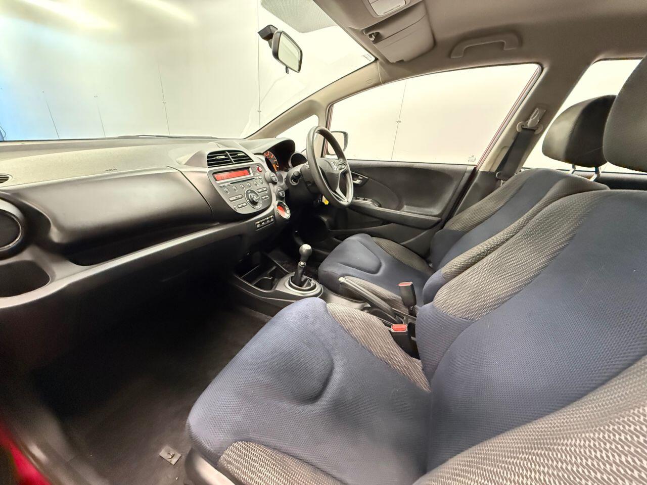 Used Honda Jazz 2013 for sale - 77290727: Photo 15