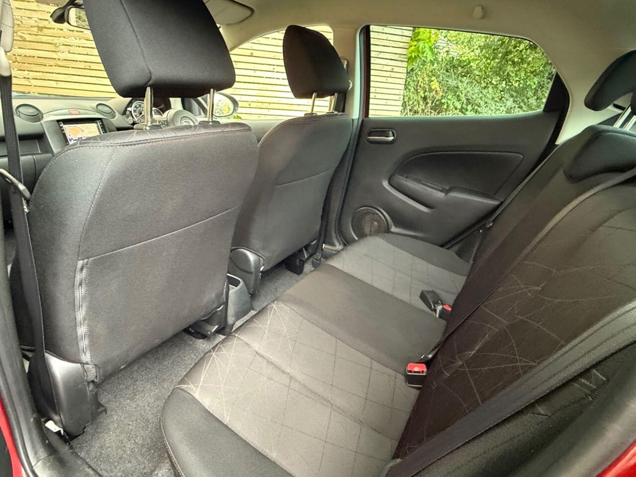 Used Mazda Mazda2 2014 for sale - 76633953: Photo 17