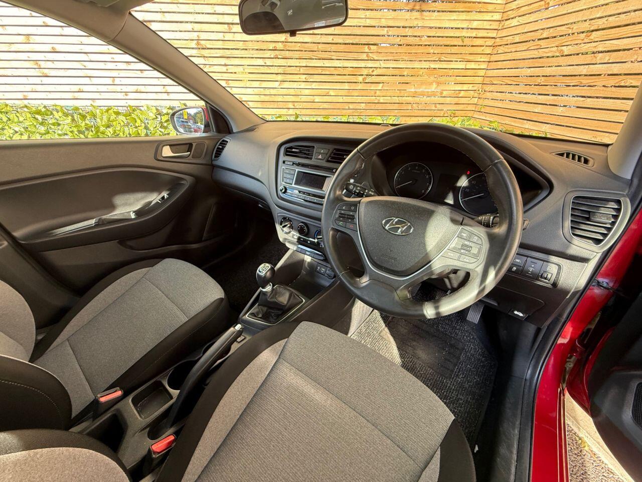 Used Hyundai i20 2017 for sale - 76083881: Photo 15