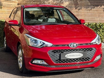 Used Hyundai i20 2017 for sale - 76083881: Photo 4