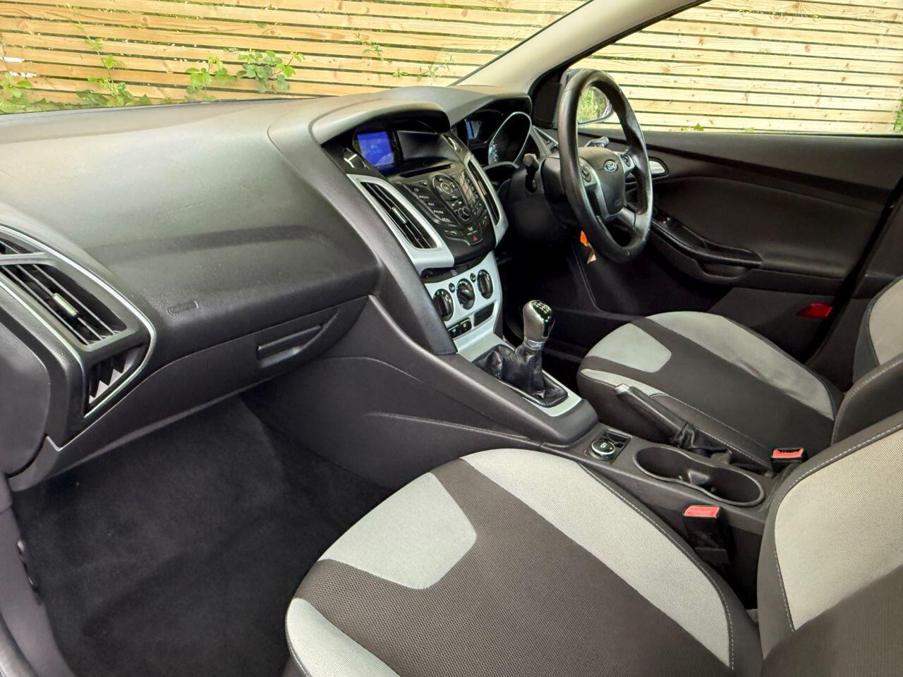 Used Ford Focus 2011 for sale - 77970007: Photo 14