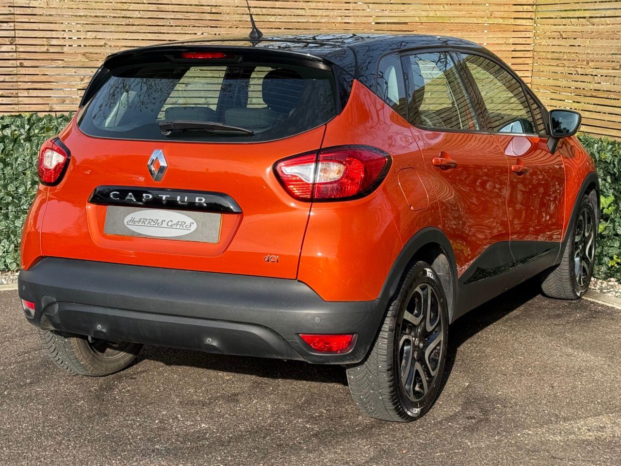 Used Renault Captur 2014 for sale - 77977899: Photo 10