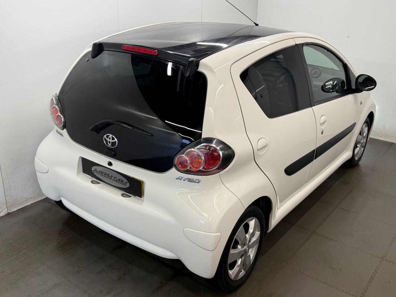 Used Toyota AYGO for sale - 76728339: Photo 11