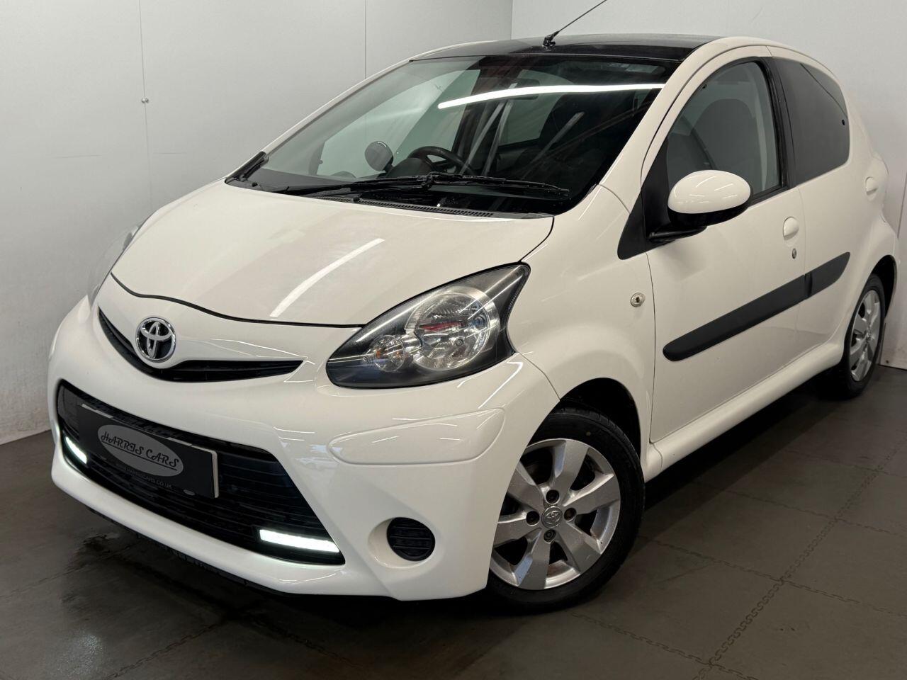Used Toyota AYGO for sale - 76728339: Photo 2