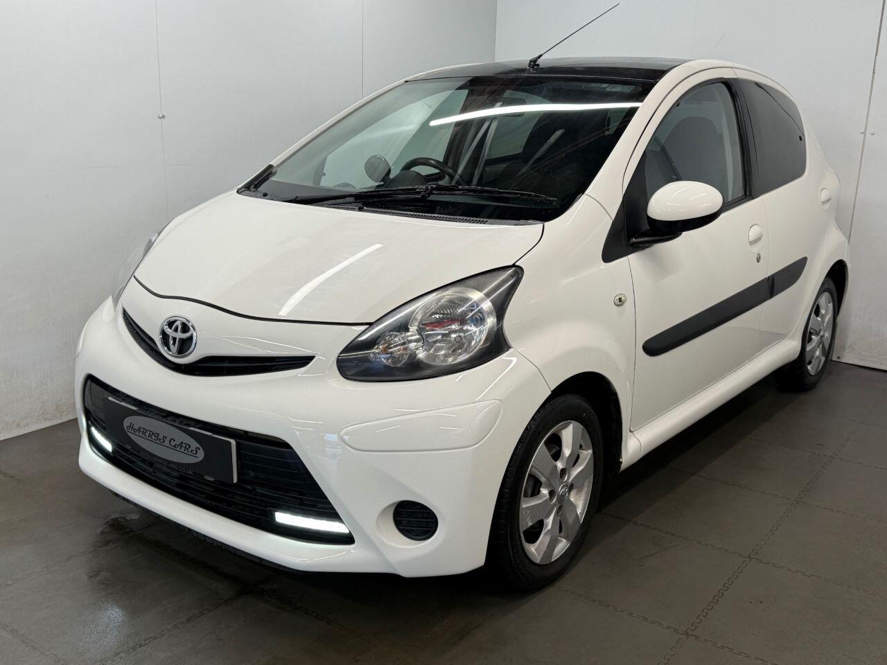Used Toyota AYGO for sale - 76728339: Photo 4
