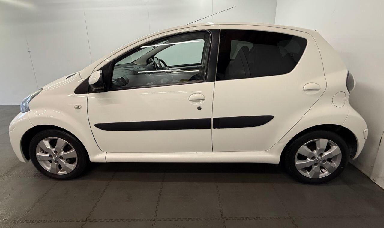 Used Toyota AYGO for sale - 76728339: Photo 7