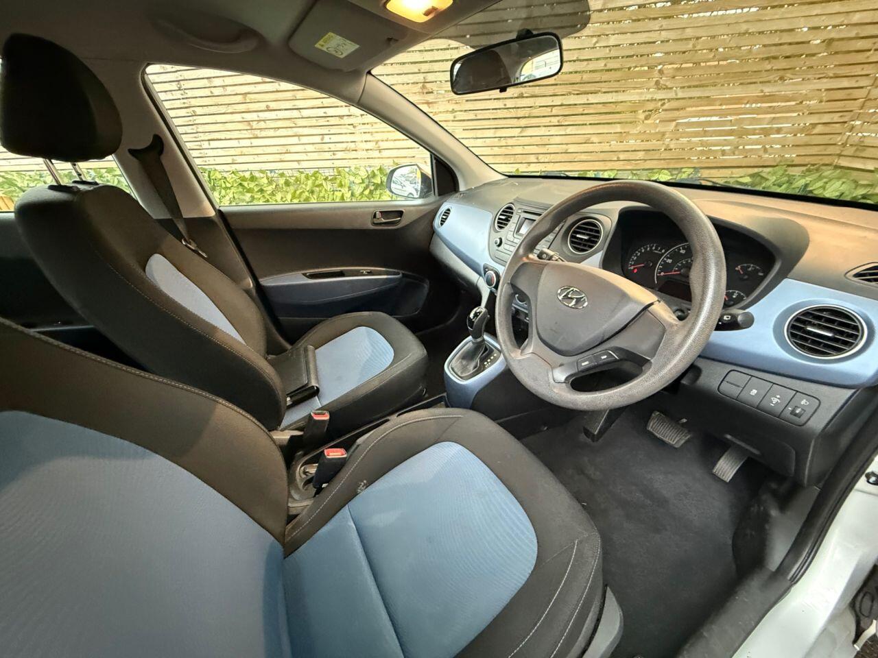 Used Hyundai i10 2014 for sale - 76247153: Photo 16