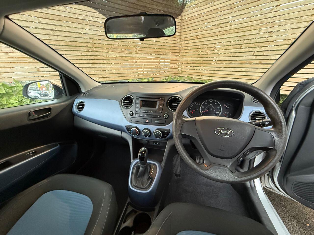 Used Hyundai i10 2014 for sale - 76247153: Photo 18